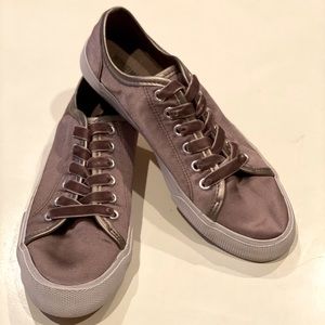 VGUC SZ 6 WOMEN’S SNEAKERS